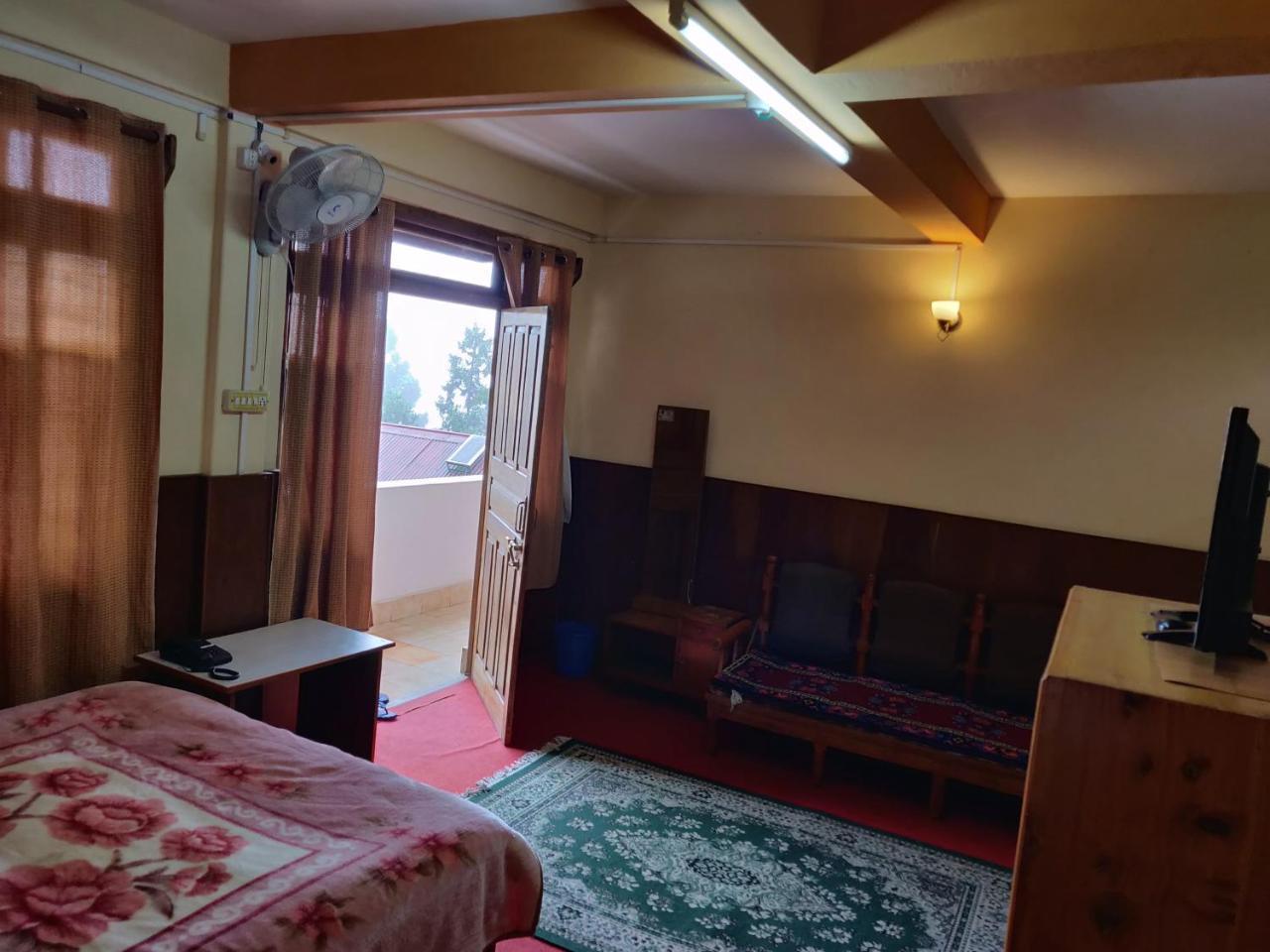 Deki Lodge 칼림퐁 외부 사진